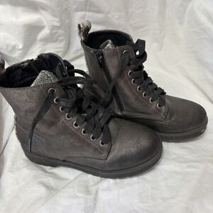 MIA Girls Reeva Combat Boots  Size 1M - Pewter Gray Metallic Grunge Edgy Hunter